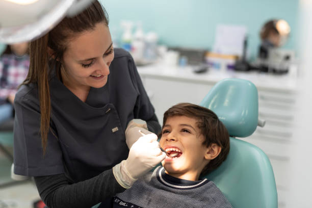 Best Walk-In Emergency Dentist in Pho, IL